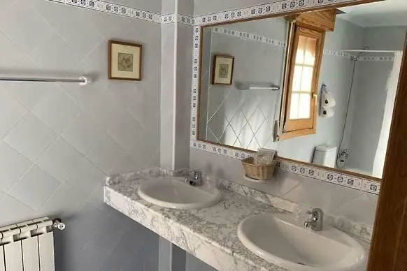 Miralba 호텔 Alba de los Cardaños